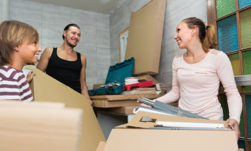 Removal team preparing a home move in Islington