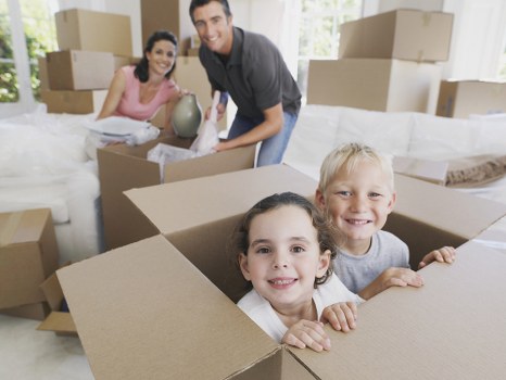Residential and commercial moving truck transport in Islington