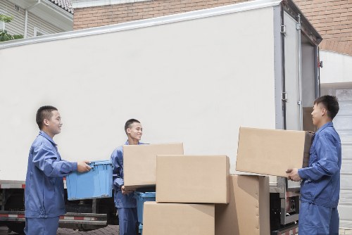 Internal complaint assessment for a removals company