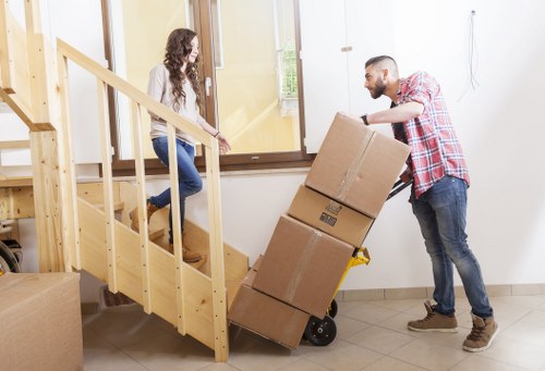 Practical moving assistance for homes and offices in Islington